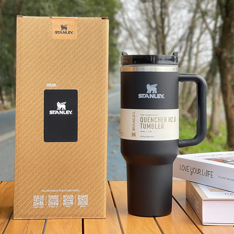 STANLEY Quencher H2.0 Flowstate™ Tumbler ماگ