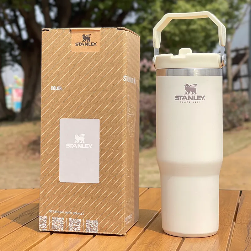 STANLEY The IceFlow™ Flip Straw Tumbler ماگ