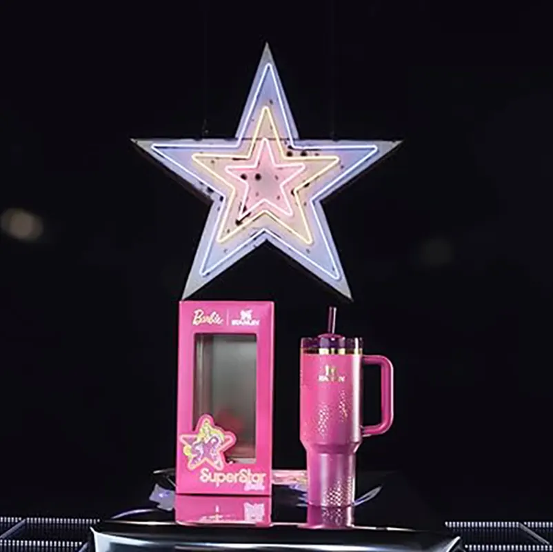 STANLEY Barbie™  x'70s Superstar Quencher
 ماگ